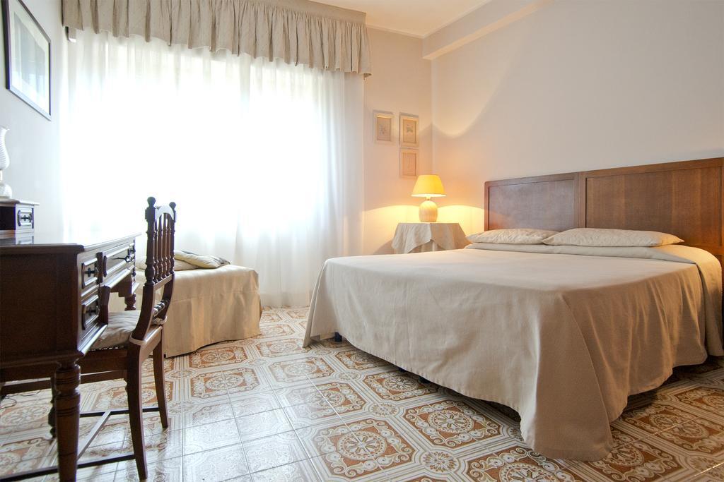 Mimi Rooms Cagliari Quarto foto